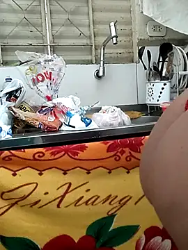 NeydeHotWife live sex cam