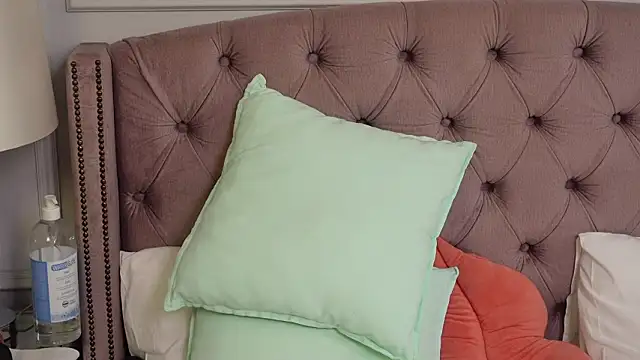 JenniferLovve's cam snapshot