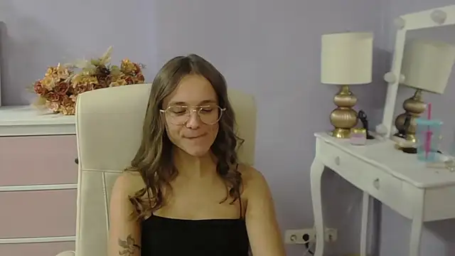 dirtyxEmily's cam snapshot