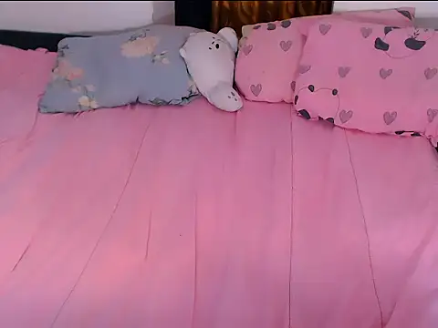 LustfulL3ps's cam snapshot