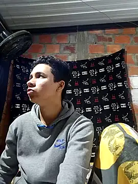 Zoe_axxelll's cam snapshot