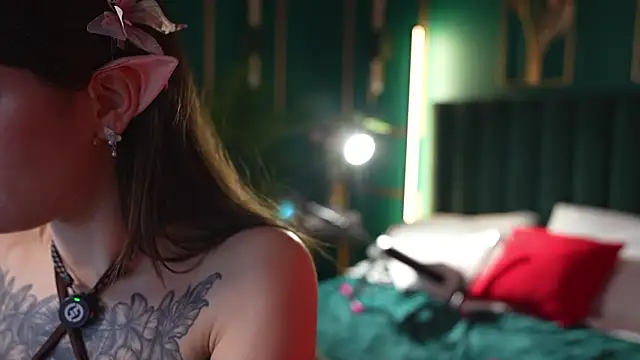 Eille_Elfie's cam snapshot