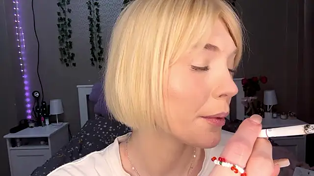 LlsabethHaze's cam snapshot