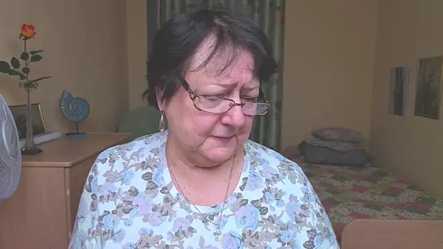 Margo_Moll's cam snapshot