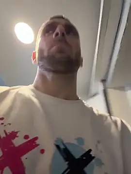 trainwithme's cam snapshot