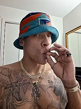 LaloSalamanca69's cam snapshot