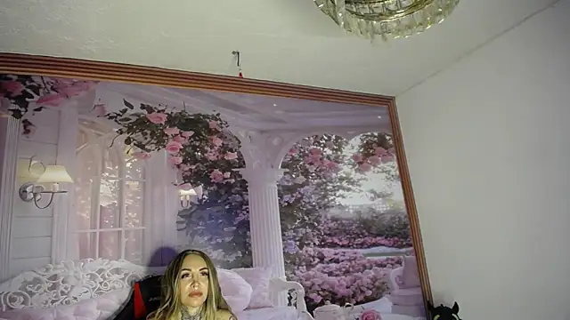 Layla-Wattson's cam snapshot