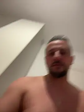 InsaneMattt's cam snapshot