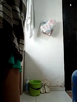 yaneth_'s cam snapshot