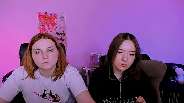 casey_meow_'s cam snapshot