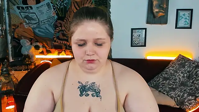 SladaDell's cam snapshot