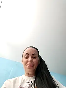 Stefaniyaxq's cam snapshot