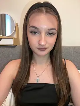 AdelinaEmber's cam snapshot