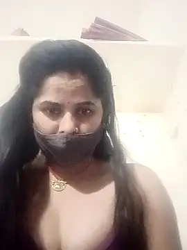 JULEE-740's cam snapshot