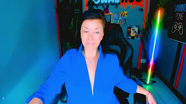 AnaMills's cam snapshot