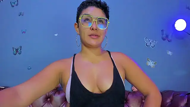 Kaira_mosse's cam snapshot