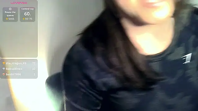 Halle_Violet's cam snapshot