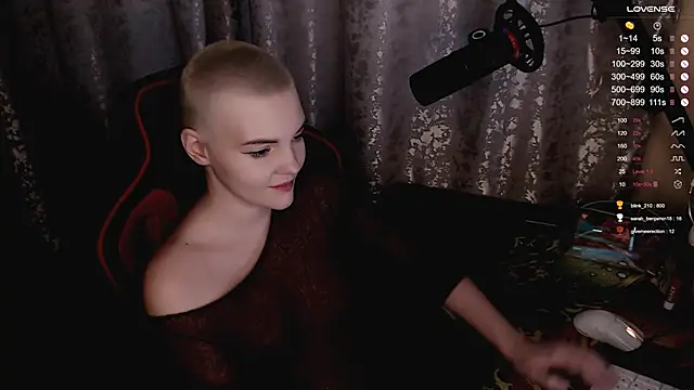 KrisNeal's cam snapshot