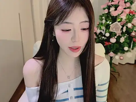 Onecutelittle's cam snapshot