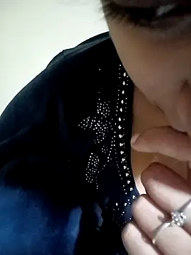 Piya_Ji's cam snapshot