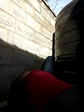 Broan_me's cam snapshot