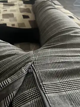 SexyMamiVee live sex cam