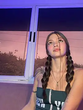 EmmaJhoons's cam snapshot