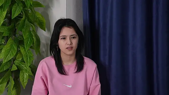 AvisLevien live sex cam