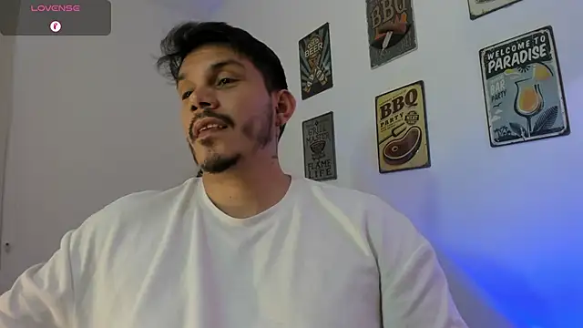 alejandro_stark live sex cam