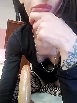 dahlia_82's cam snapshot