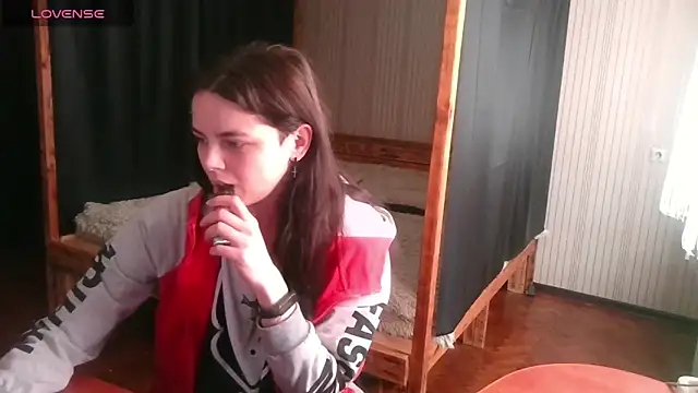 EthelsLover's cam snapshot