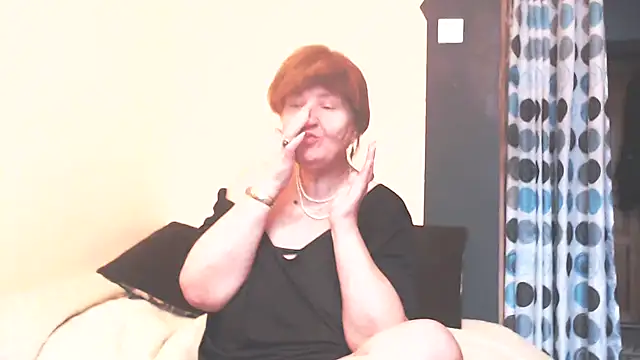 MioritaHard's cam snapshot