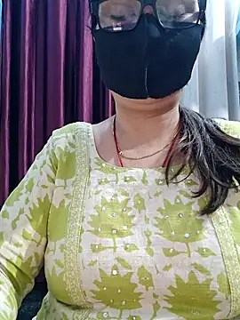 Aishwaryaa_69's cam snapshot