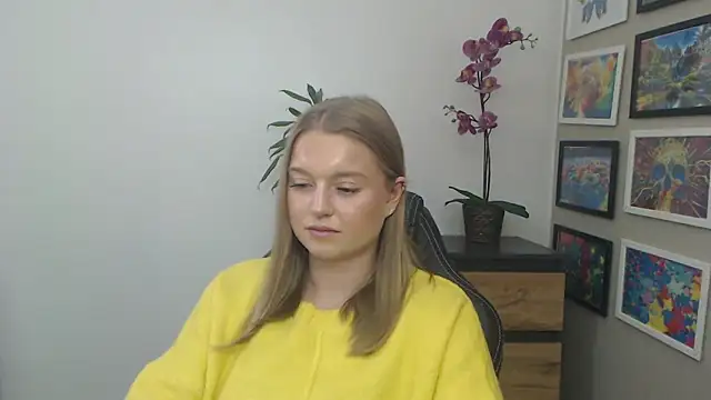 Mysteryerica's cam snapshot