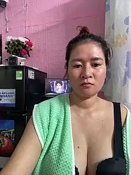 Bollozzy_89 live sex cam