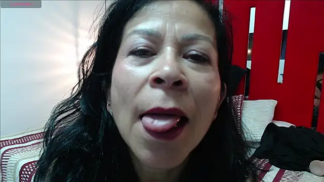 sweetmilf_vc's cam snapshot