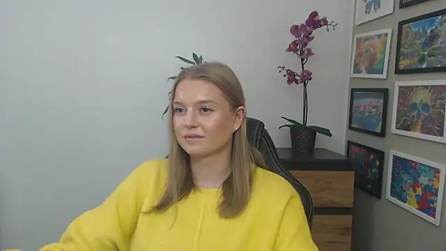 Mysteryerica's cam snapshot