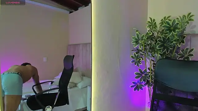 aries_unbound live sex cam