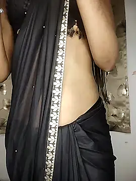 sassy__zaraa's cam snapshot