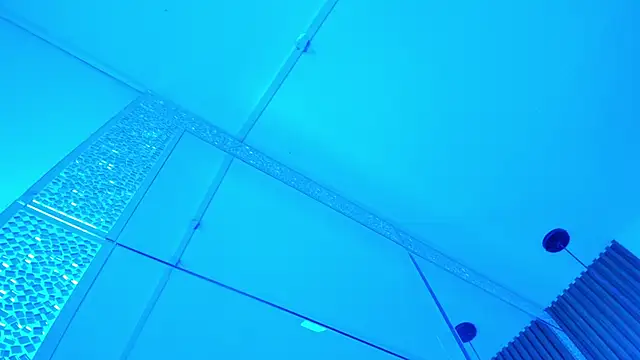 bigass_monic live sex cam