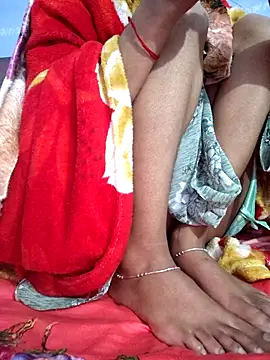 124pakhi's cam snapshot