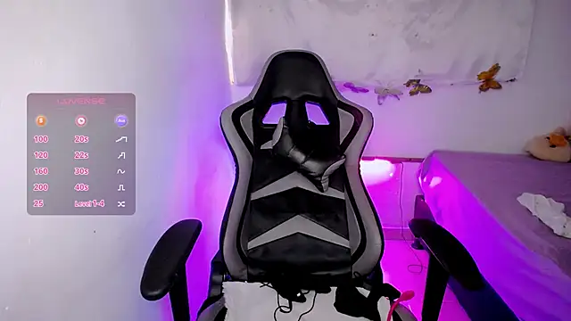 ninatiny's cam snapshot