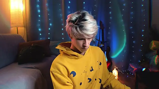 Breston_Sweet's cam snapshot