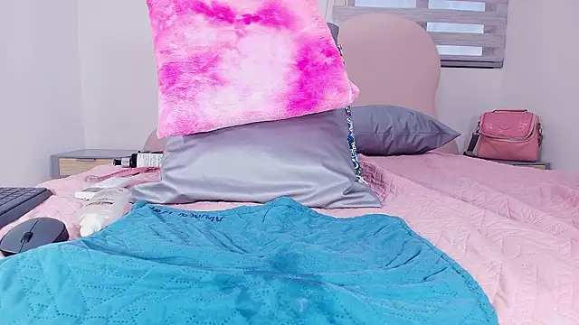 lu_mystic's cam snapshot