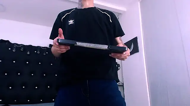 Angel_xxx live sex cam