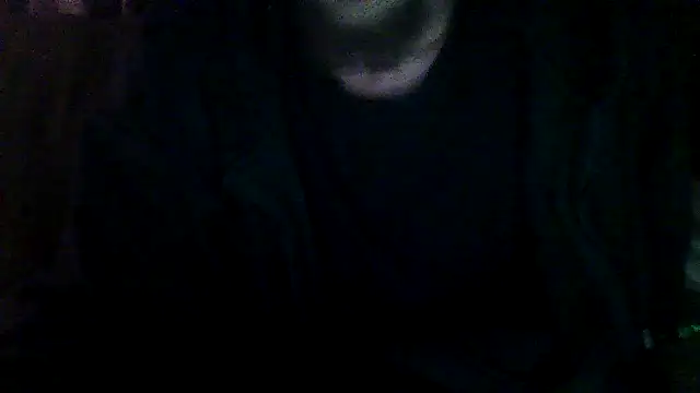 luke_thighwalker2469's cam snapshot