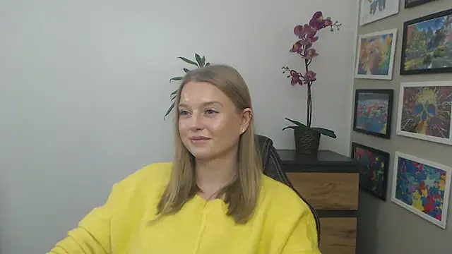 Mysteryerica's cam snapshot