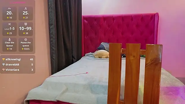 Serena_reinaa live sex cam