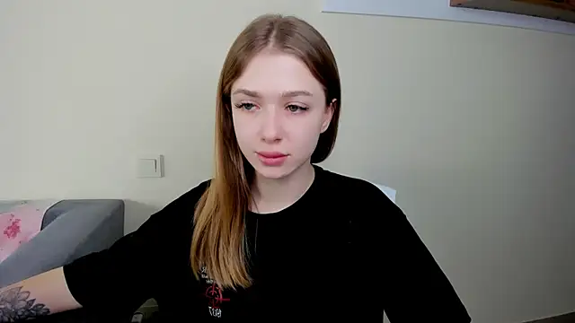 ElleLuv_'s cam snapshot