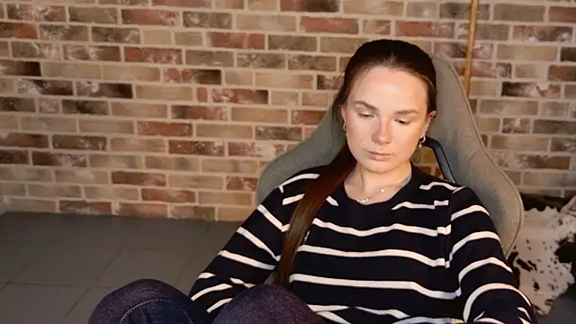 May_Bloom's cam snapshot